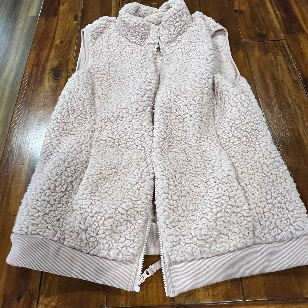 Time and Tru Light Pink Sherpa Vest